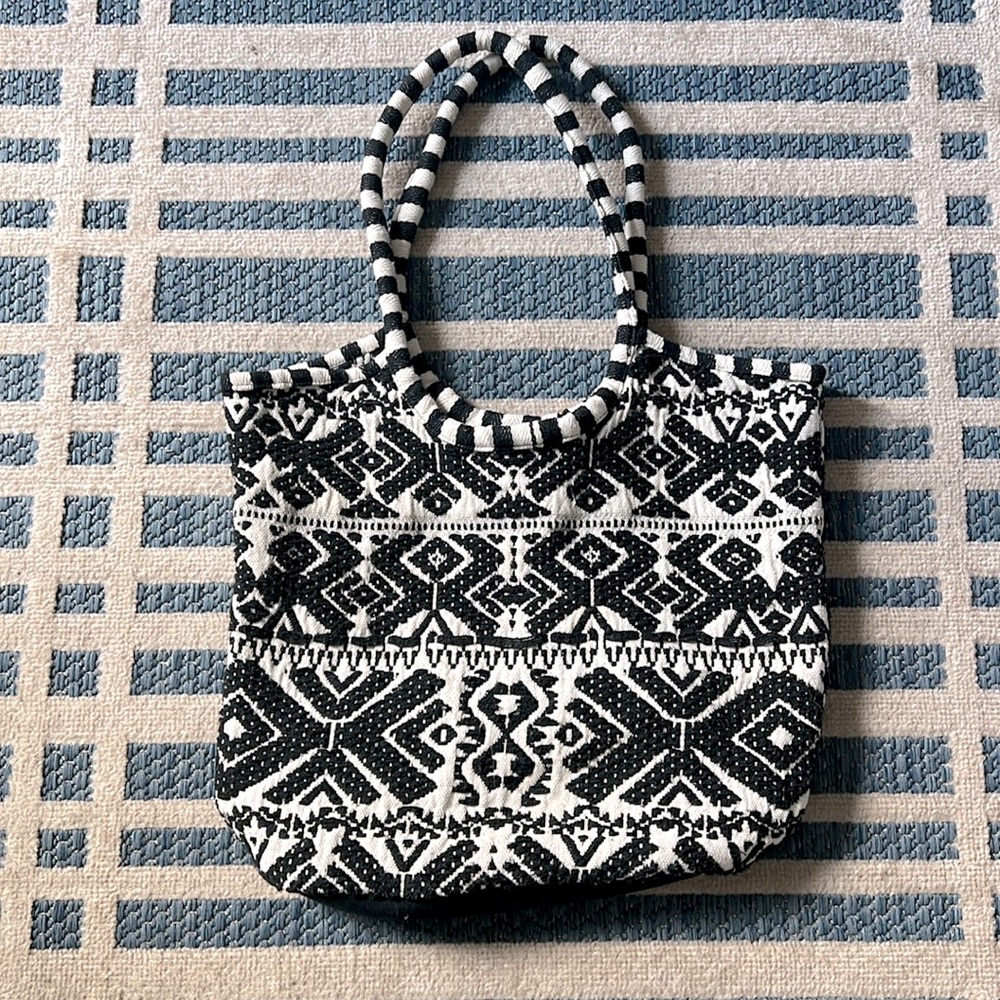 Black and white tote